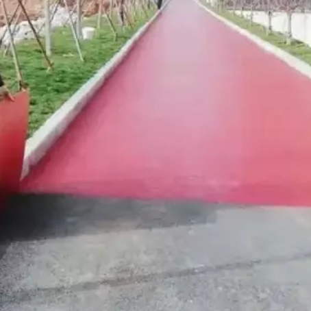 六盘水​ 彩色路面喷涂翻新是一种低成本